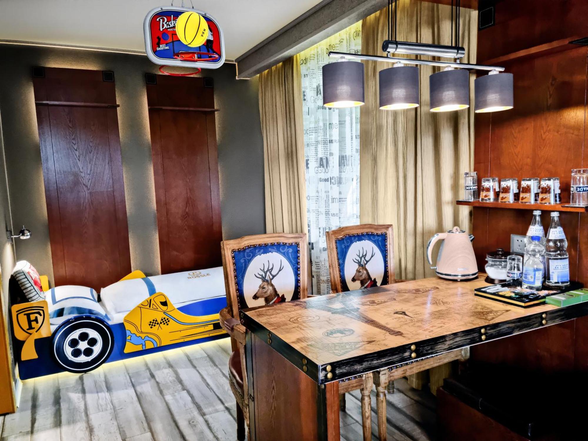 Hotel Roessle Dobel Quarto foto